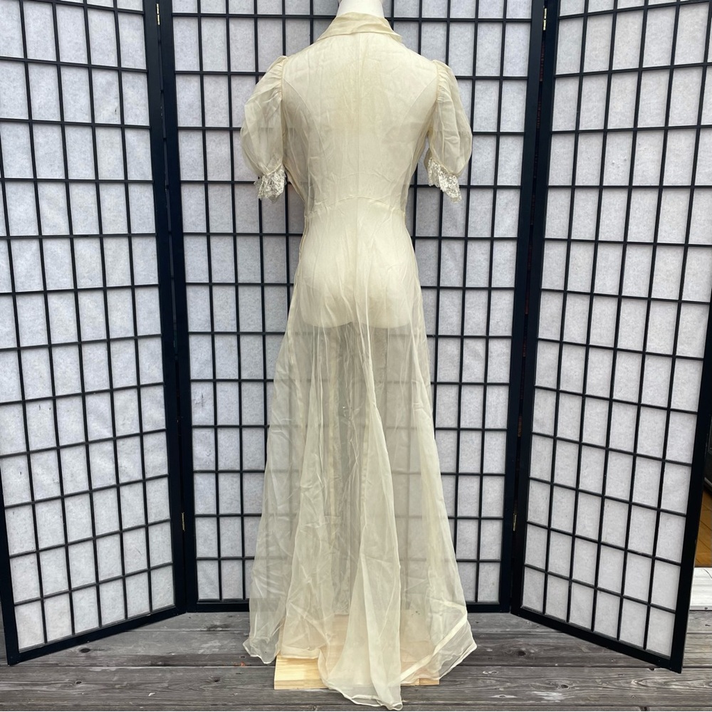 Ethereal Vintage 1940s Ivory Puff Sleeve Sheer Buttons Maxi Wedding Gown XXS - Picture 4 of 16
